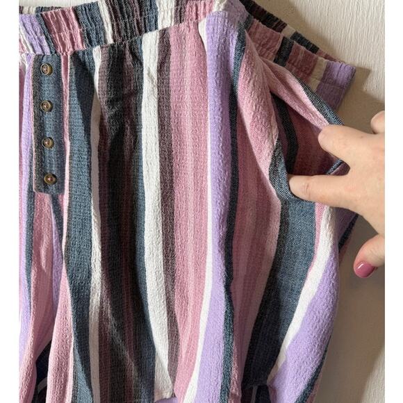 Torrid Plus 5X Gauze Pull On 3.5" Sleep Short in Vita Stripe Cloud Dancer - Picture 3 of 7